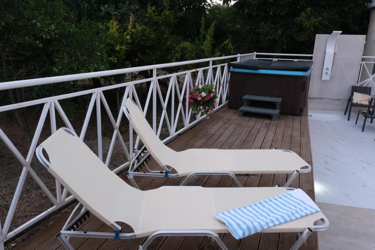 Apartamento Luxury Fani House Next To Harbor Area With Jacuzzi Paphos Exterior foto